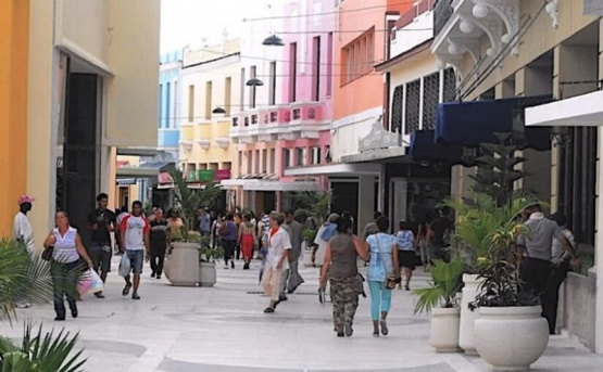 Crisis en Camagüey: policía herida en ataque brutal en plena calle